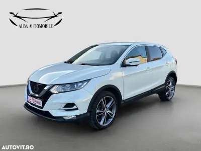Nissan Qashqai 1.6 dCi N-Connecta 4x4 2018 · 153.300 km